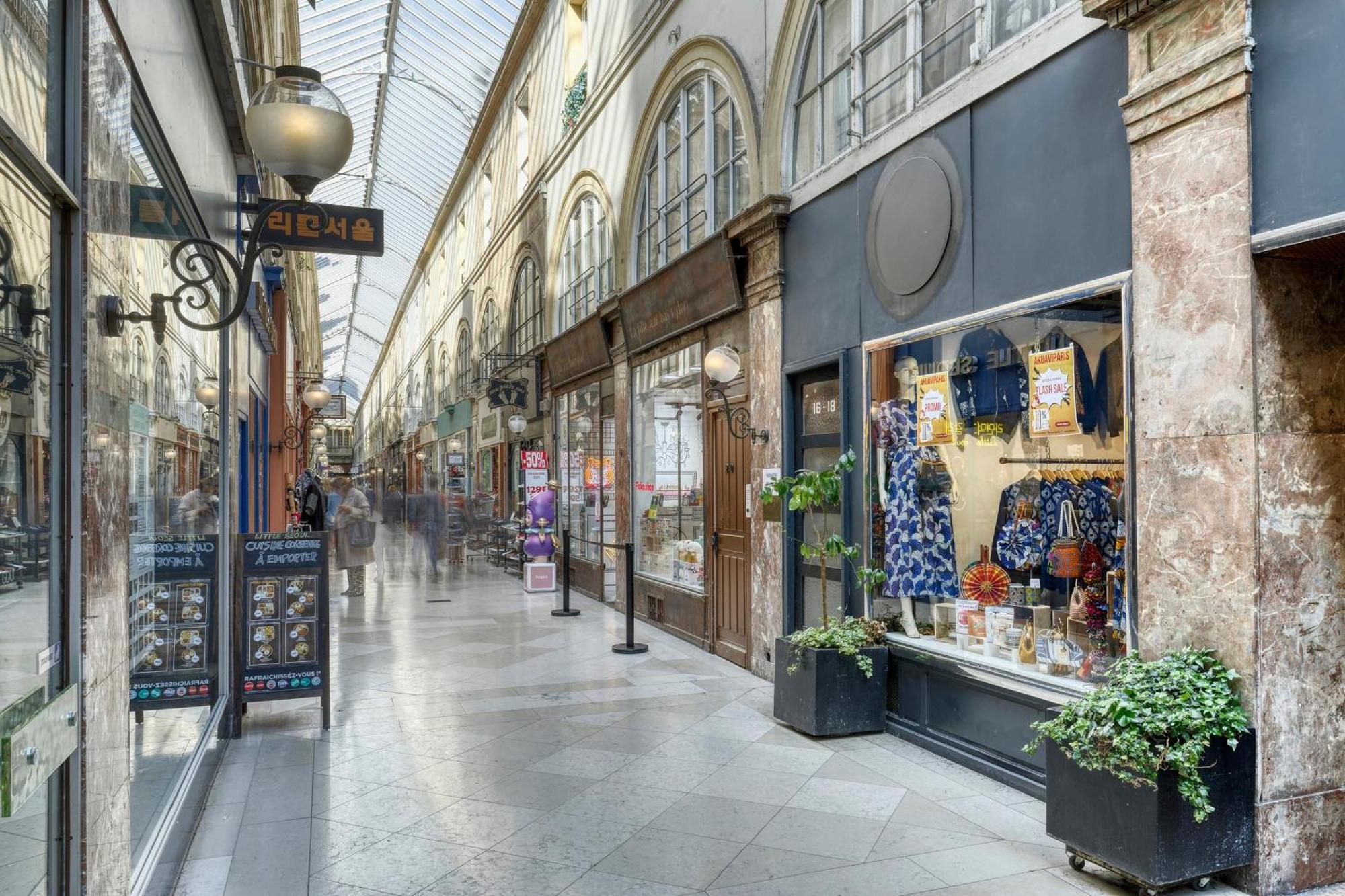 Appartement Choiseul - Welkeys Parigi Esterno foto